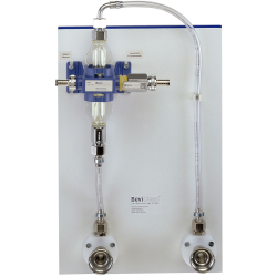 BeviClean GmbH Bevi Free Fix Reinigungsgerät, auf PVC- Tafel, Mit Zapfkopfreinigungsadapter, 2 Reinigungsanschlüsse, 1 Frischwasser 88.111.015