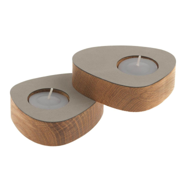 Lind DNA Curve Nupo Teelichthalter aus Eichenholz, mit recyceltem Leder und versteckten Magneten. nature/light grey - Bild-Darstellung des Produktes 1