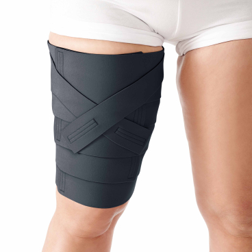 ReadyWrap® Adaptives Kompressionssystem für Oberschenkel, lang Größe XXL, Länge: 30 cm, Farbe: schwarz - Bild-Darstellung des Produktes 1