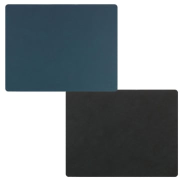 Lind DNA Double Square Nupo Tischset, wendbar aus recyceltem Leder und Naturkautschuk, äußerst stabil, schmutz- und wasserabweisend, mit feuchtem Tuch oder Fensterspray abwischbar, hergestellt in Dänemark. dark blue/black - Bild-Darstellung des Produktes 1